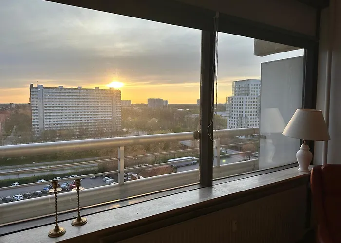 Фото Lejlighed Med God Udsigt! Meget Nemt Til Kobenhavn Видовре