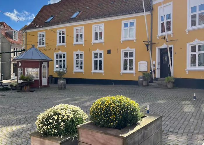 Niollo Hotel & Apartments Aabenraa photo