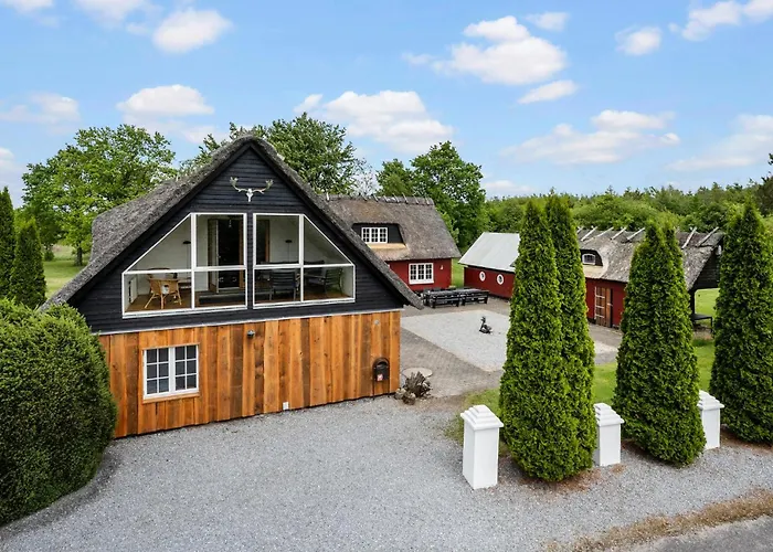 Amazing Home In Kjellerup With Sauna képek