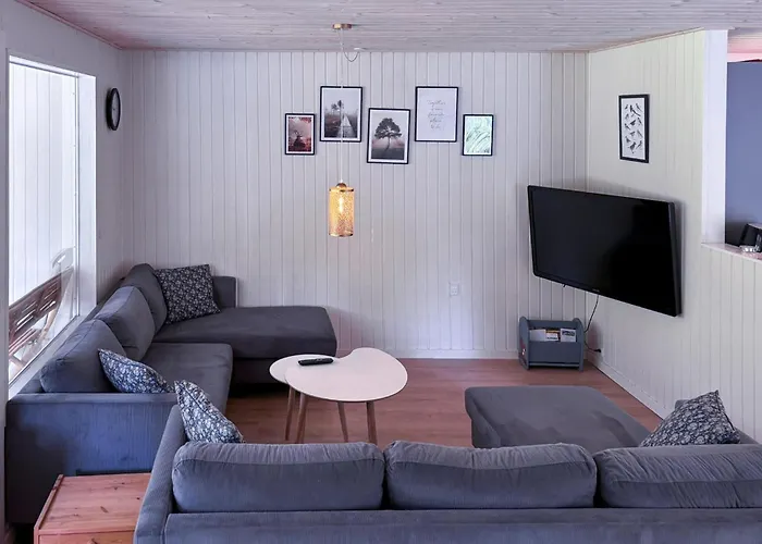 foto di Lovely Home In Bording With Kitchen Guldforhoved