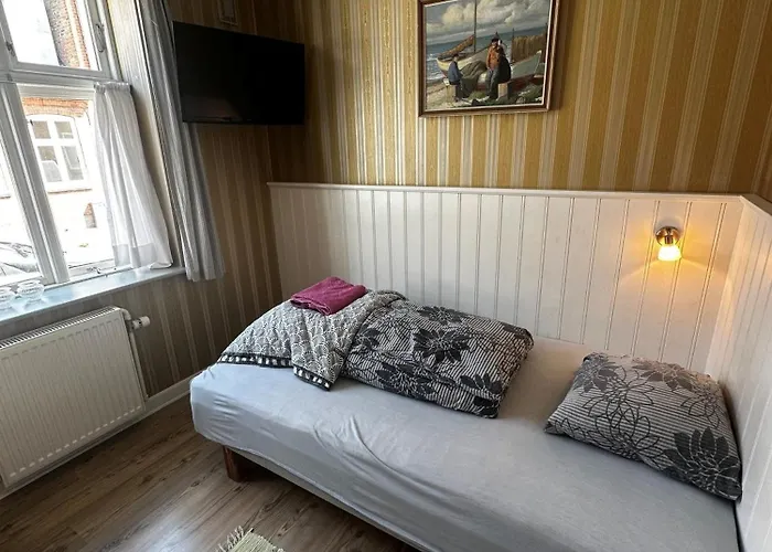 Oasen Bed & Breakfast Viborg photo