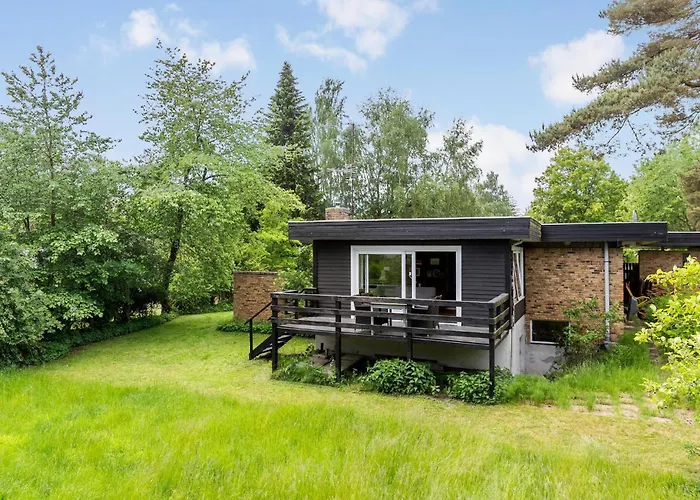 3 Bedroom Beautiful Home In Græsted képek