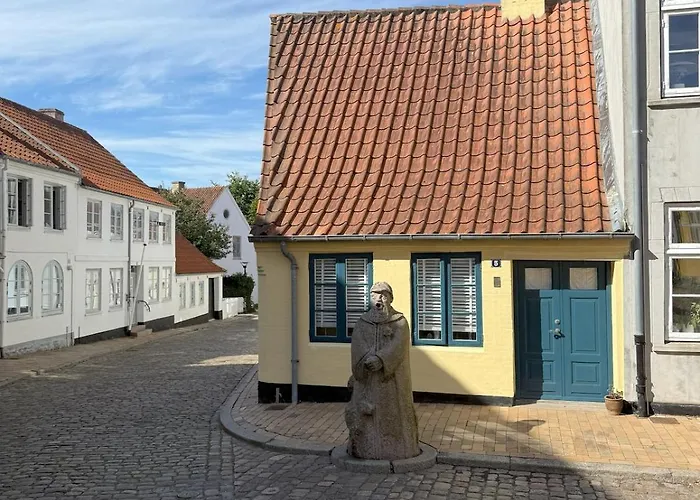 fotos do Historical Townhouse Vila Åbenrå