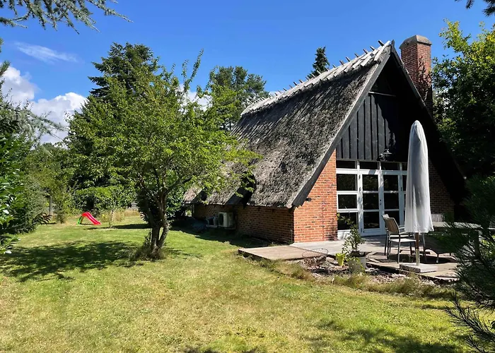 וורדינגבורג Charming Thatched Cottage Near The Water תמונה