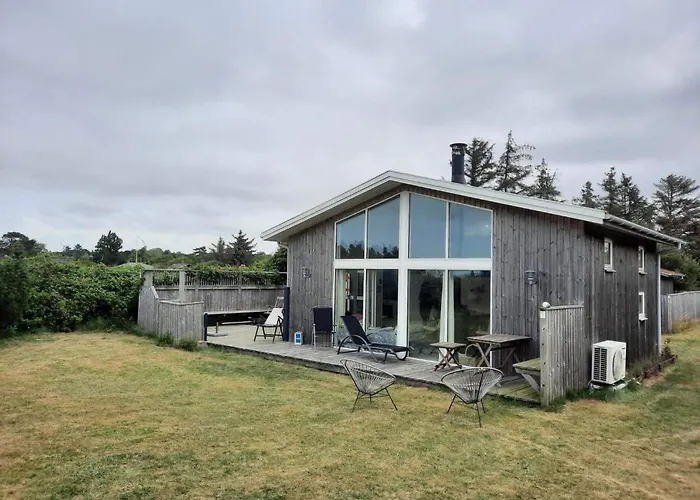 Photo de 4 Star Holiday Home In Store Fuglede Ornum