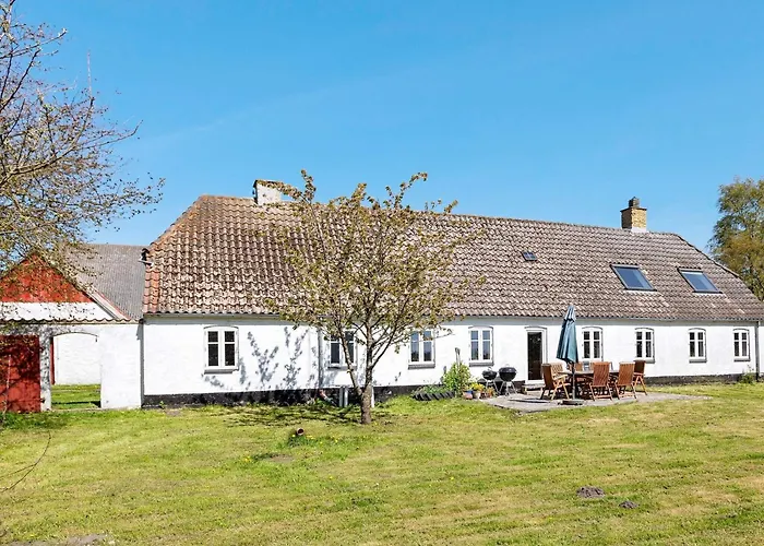 Rustic Cottage With Fireplace Åbybro foto