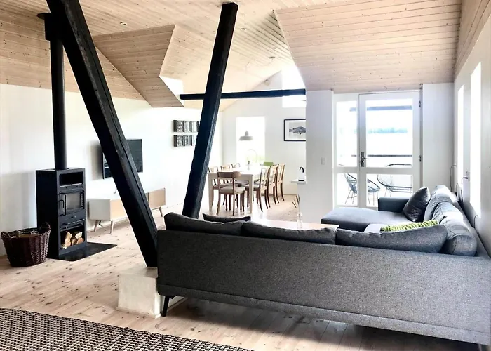 Lk2202-Lokken-Kronholmsvej-33 Lyngbytorp Foto