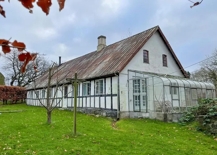 2 Bedroom Stunning Home In Glamsbjerg foto