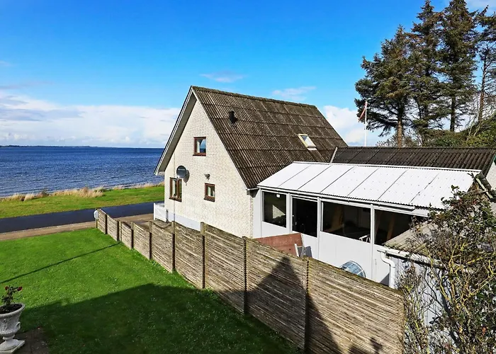 Seaside Retreat In Hvalpsund-By Traum Villa Farsø foto